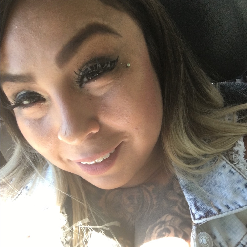Meet your Posher, Vanessa